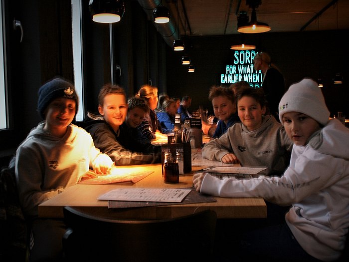 _bwbochum/medien/Schwimmen/Schwimmen_Fotos-2019/2019_01_27-DMSJ-Bundesfinale-Siegeressen_50.jpg