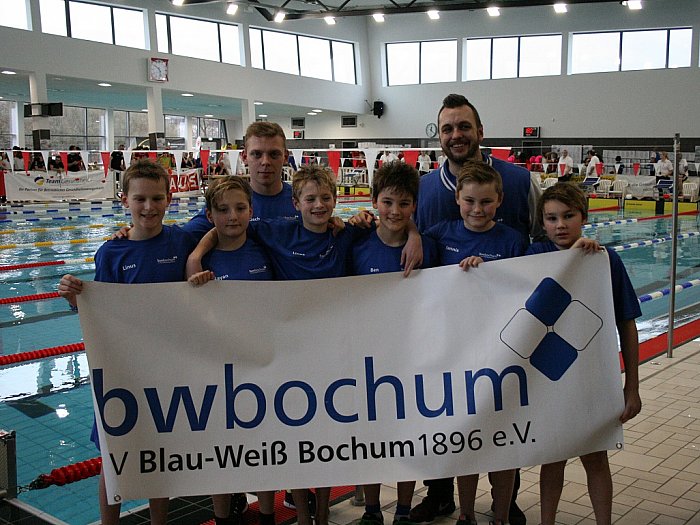 _bwbochum/medien/Schwimmen/Schwimmen_Fotos-2019/2019_01_27-DMSJ-Bundesfinale-Team-mit-Banner-RM_30.jpg
