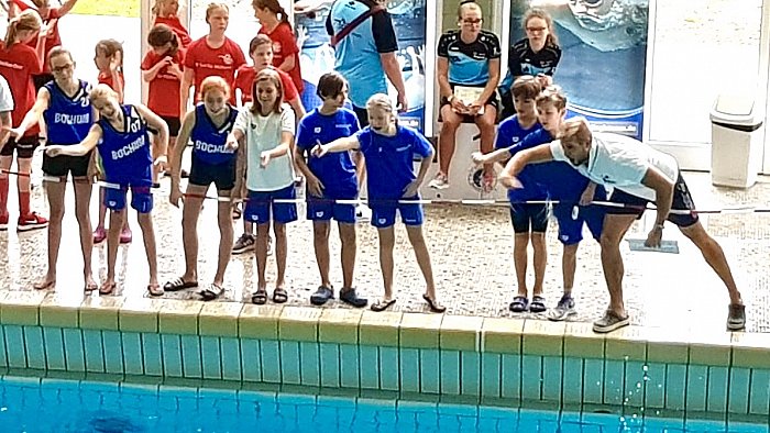 _bwbochum/medien/Schwimmen/Schwimmen_Fotos-2019/2019_10_16-Recklinghausen-Team-Anfeuern.jpg