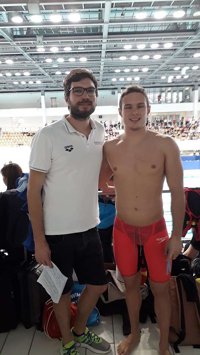 _bwbochum/medien/Schwimmen/Schwimmen_Fotos-2019/DKM-2019_Bjoern-Kroniger-Stephan-Herzog-nach-100L-Finale_50.jpg