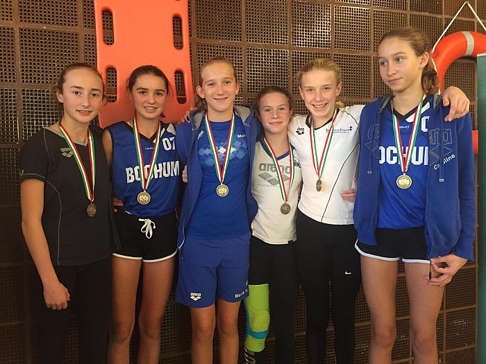 _bwbochum/medien/Schwimmen/Schwimmen_Fotos-2019/DMSJ-2019-Bezirk-Siegerehrung-C-weiblich-1_Mannschaft.jpg