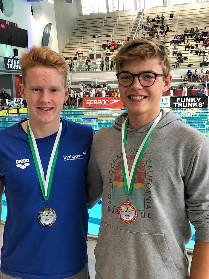 _bwbochum/medien/Schwimmen/Schwimmen_Fotos-2019/swim-opera-classics-2019-Medaillen-200B-m-04-Mauss-Kloppe.jpg