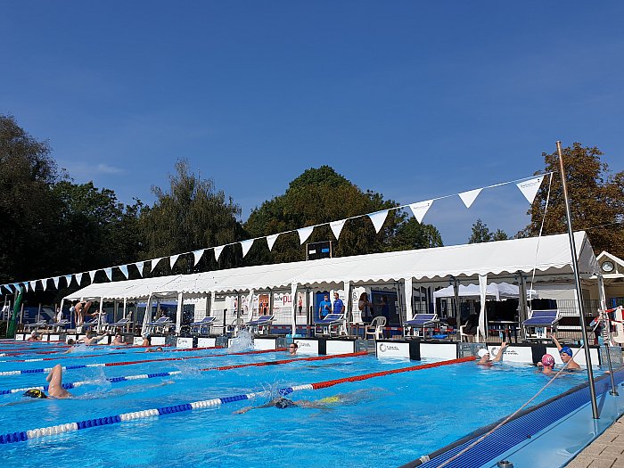_bwbochum/medien/Schwimmen/Schwimmen_Fotos-2020/BOChallenge_Einschwimmen.jpg