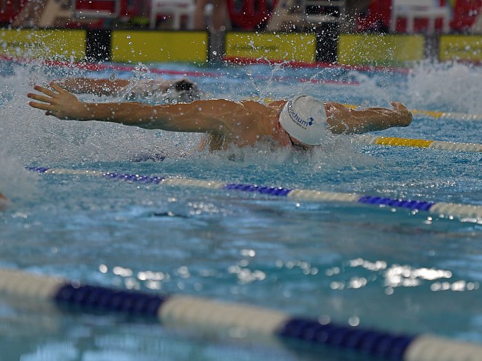 _bwbochum/medien/Schwimmen/Schwimmen_Fotos-2020/DMS2020-2BuLi-Schmetterling-Turm_2.jpg