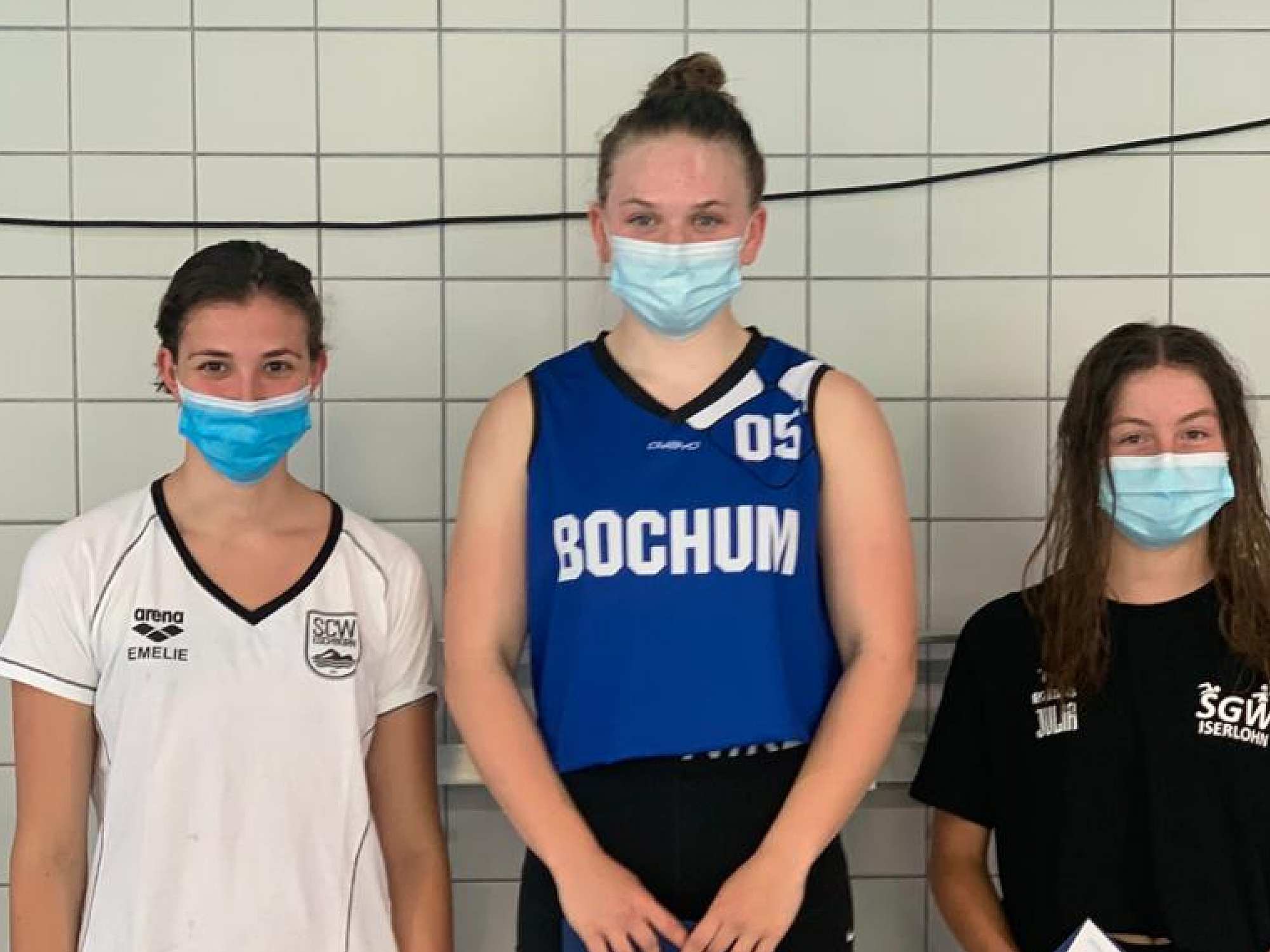 _bwbochum/medien/Schwimmen/Schwimmen_Fotos-2021/RESTART21_Siegerehrung-50BFinaleweiblich_Jana-Paul1.jpg