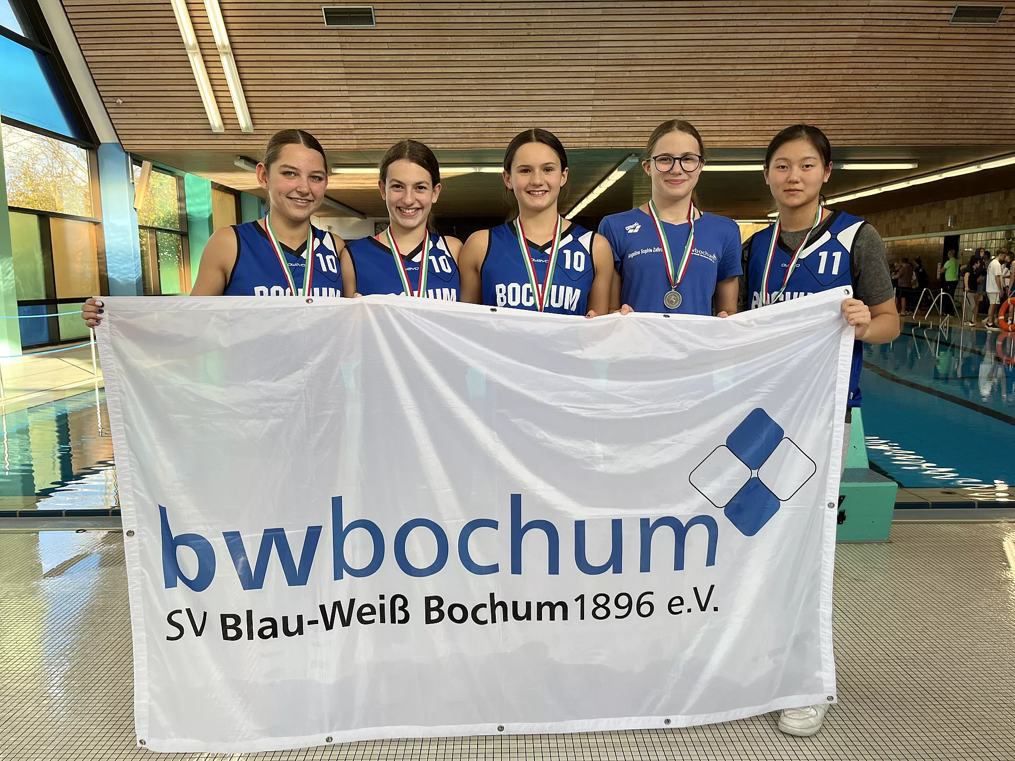 _bwbochum/medien/Schwimmen/Schwimmen_Fotos-2023/DMSJ23_C-weiblich1.webp