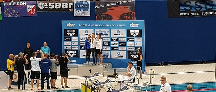 _bwbochum/medien/bilder_2018/2018_fotos_schwimmen/2018_12_15-Siegerehrung-200L-Anna-Kroniger.jpg